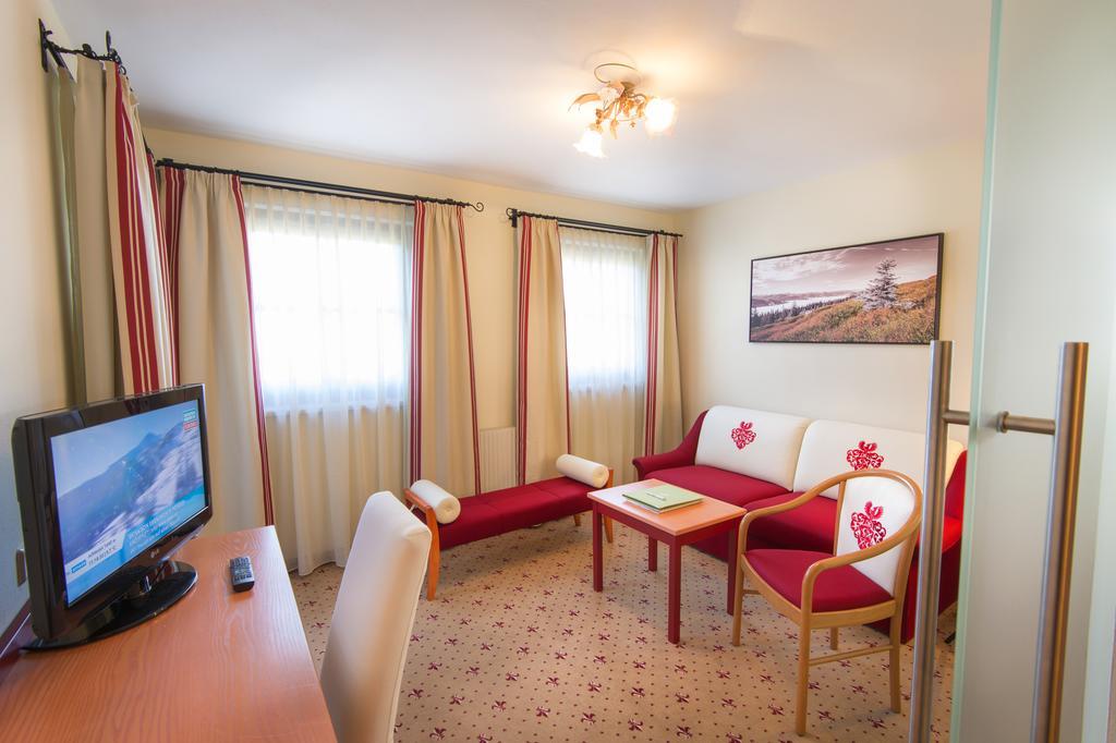 Hotel Zum Jungen Römer 4*